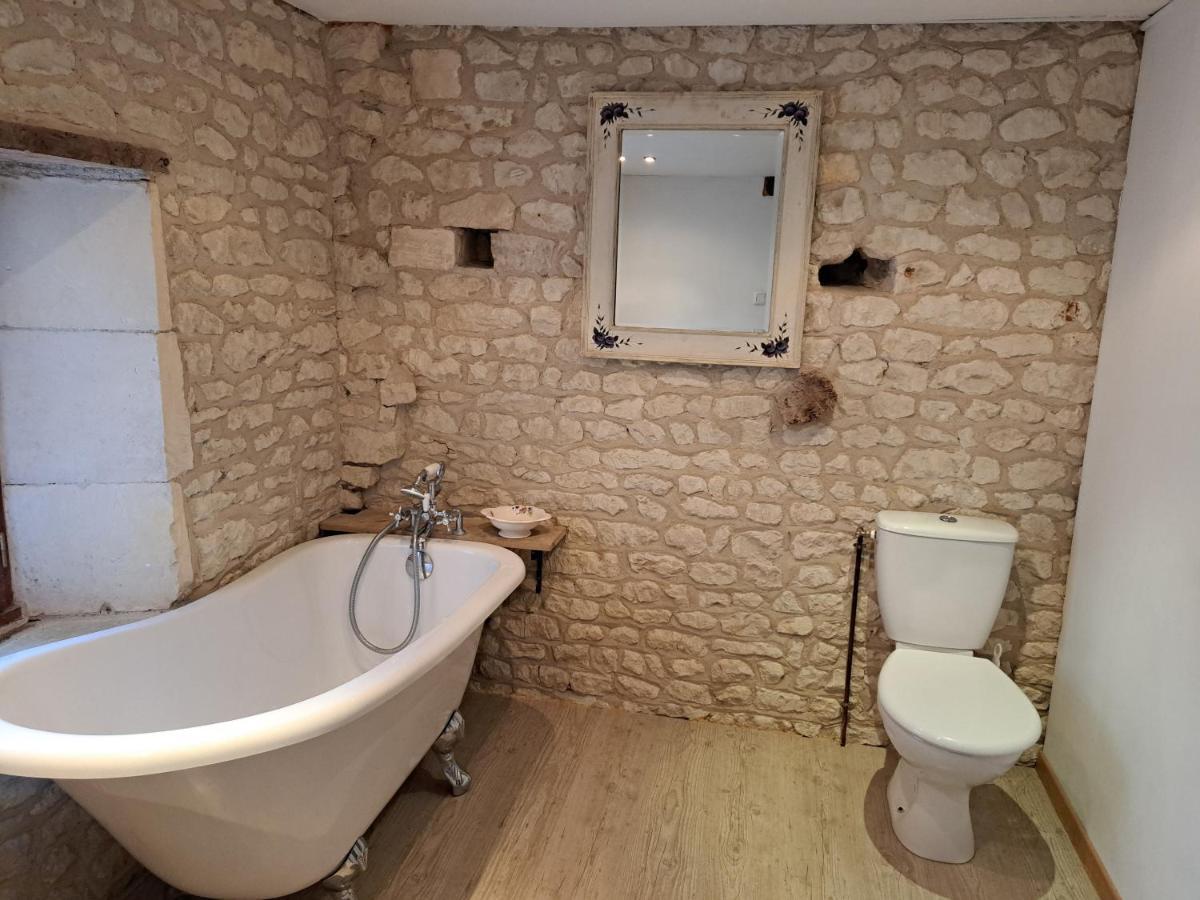 Le Moulin Etourneau - 3 Gites Avec 2 Piscines Champagnac  Екстер'єр фото