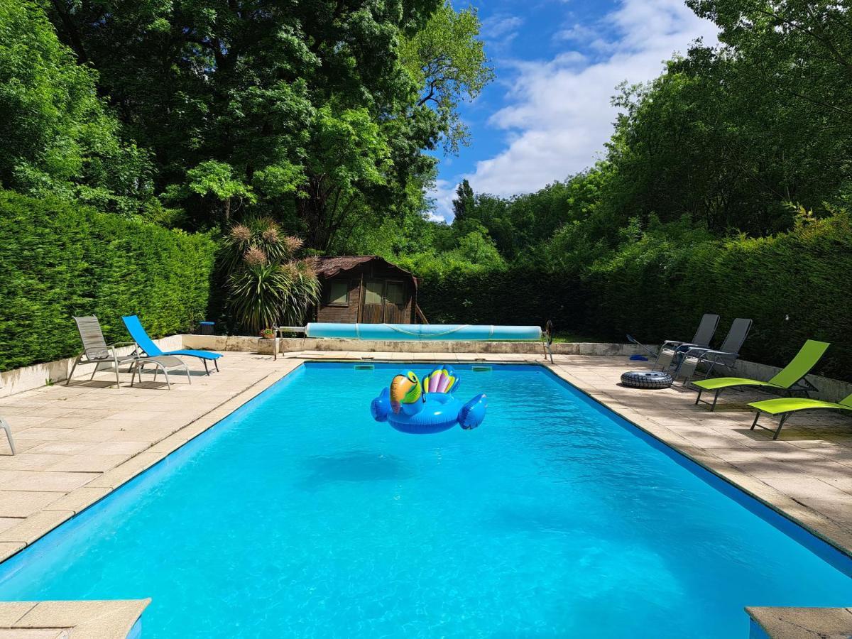 Le Moulin Etourneau - 3 Gites Avec 2 Piscines Champagnac  Екстер'єр фото